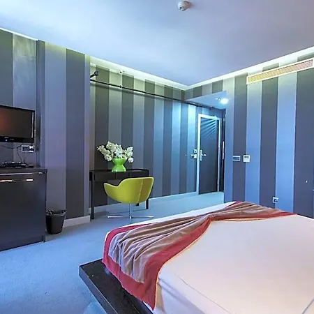 Vernazza Hotel Istanbul